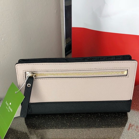 Kate Spade laurel way Stacy Wallet - Picture 2 of 5